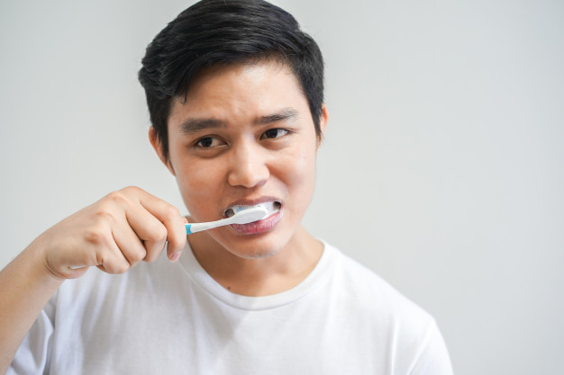toothbrush safety tips during covid-19