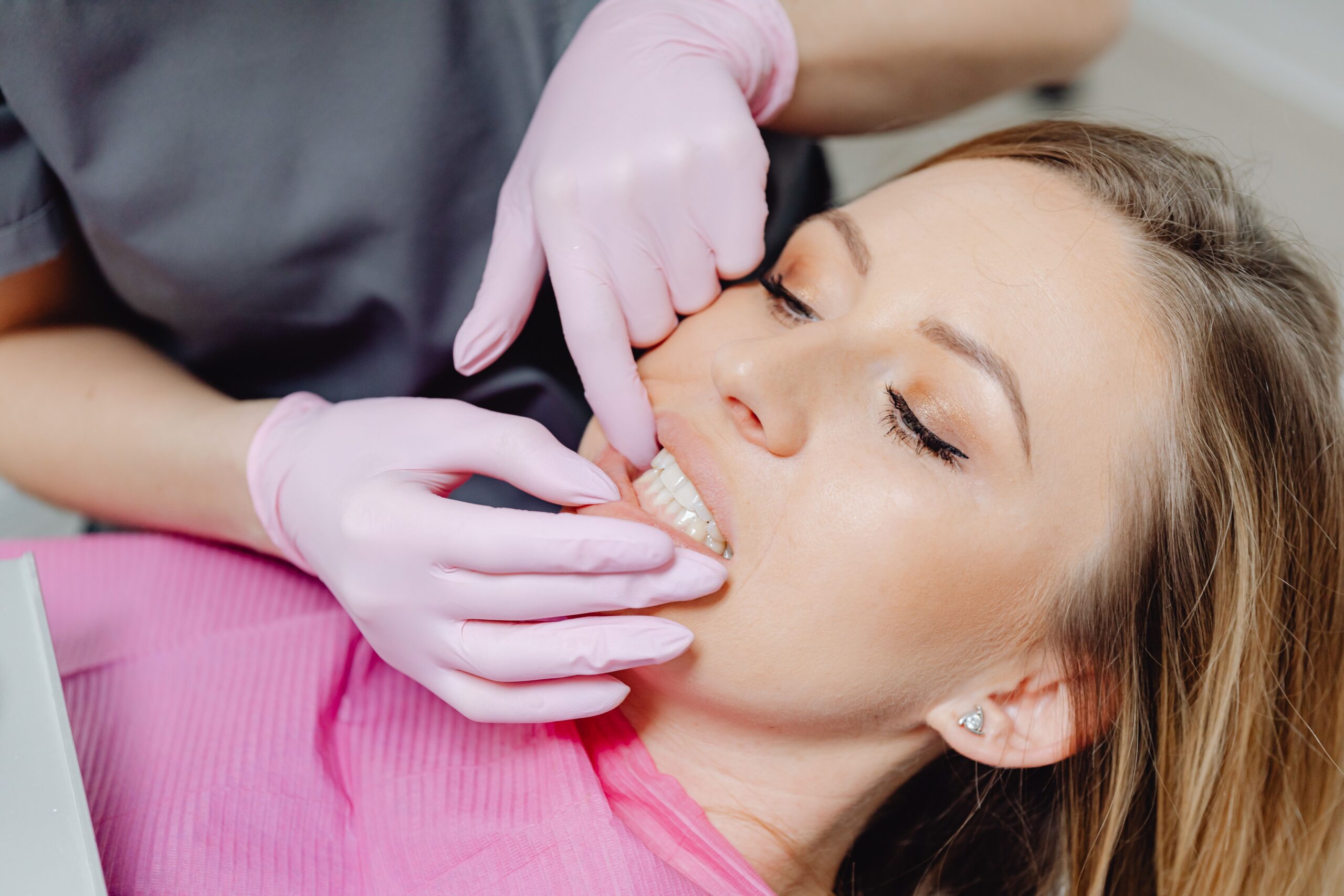 Root Canal vs. Extraction: Which Option Is Best For You?